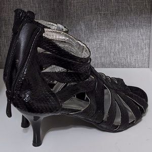 Midnight Velvet - Black Caged heels